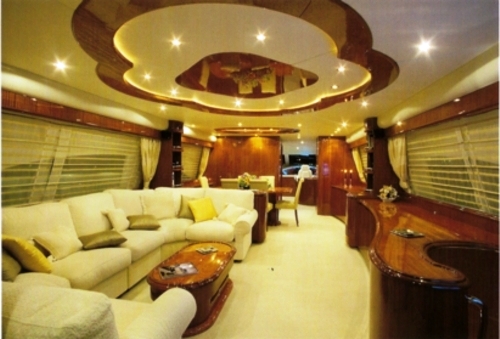 CARRARA - Saloon.jpg