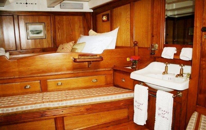 CORAL OF COWES -  Master Cabin 2.jpg