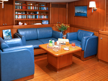 Callisto - Lounge.jpg