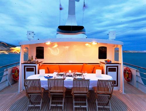 Camara C -  Sundeck.jpg