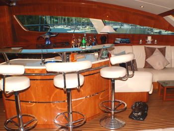 Captiva - Bar.jpg
