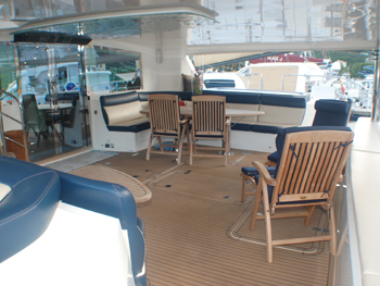 Captiva - Cockpit.jpg