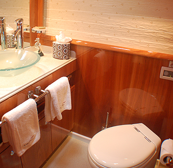 Captiva - Guest Head.jpg