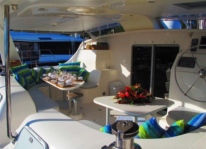 Cat FANTASY ISLAND -  Aft Deck.jpg