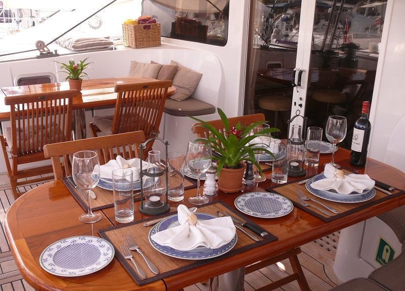Cat FELICIA -  Aft Deck Dining.jpg