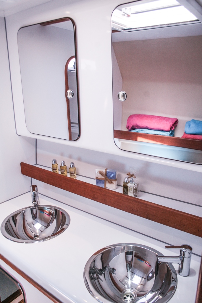 Cat MALISI - Master Ensuite.jpg