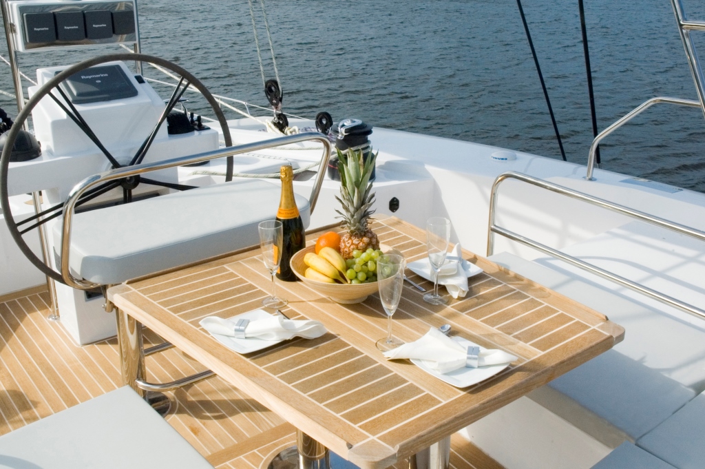 Cat ZAHORA -  Flybridge Dining.jpg