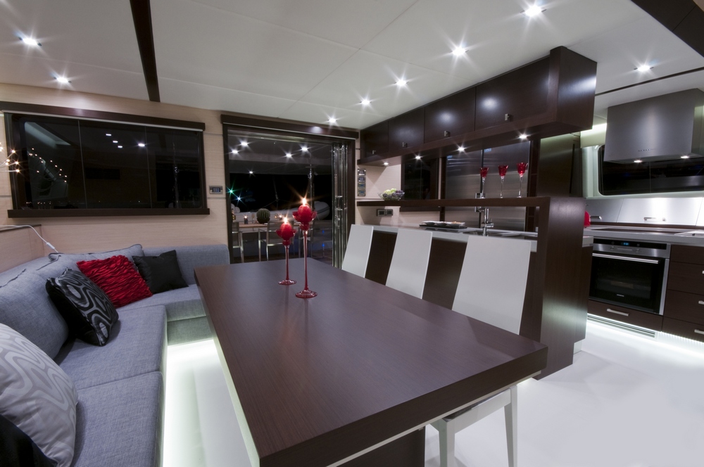 Catamaran Abuelo - Salon View 2.jpg