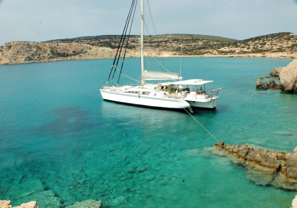 Catamaran CONAN - Anchored.jpg