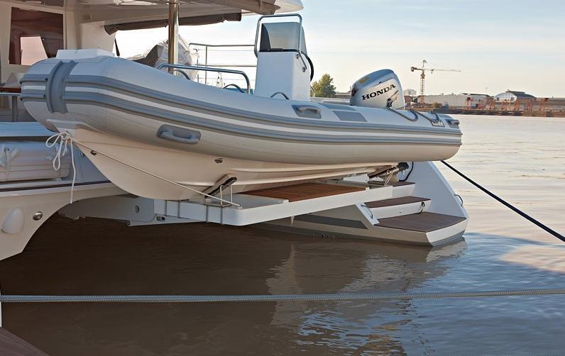 Catamaran ENIGMA -  Tender.jpg