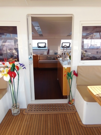 Catamaran FILOSOF -  Aft Deck to Salon.jpg