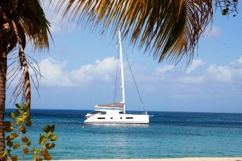 Catamaran FILOSOF -  At Anchor.jpg