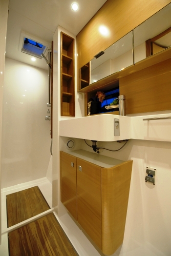 Catamaran FILOSOF -  Guest Cabin.jpg