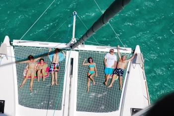 Catamaran FILOSOF -  Trampolines.jpg