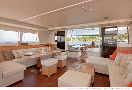 Catamaran Firefly -  Main Salon.jpg