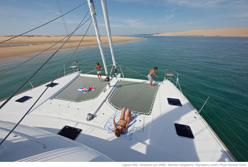 Catamaran GO FREE -  Foredeck Trampolines.jpg