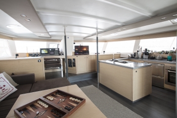 Catamaran HIGHJINKS I - Main Salon.jpg