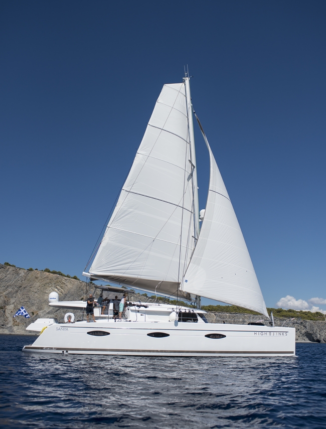 Catamaran HIGHJINKS I - Main.jpg
