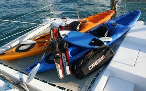 Catamaran KIWI PRYDE -  Watersport Toys.jpg
