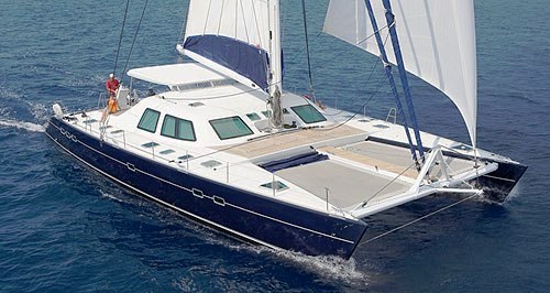 Catamaran LEVANTE.jpg
