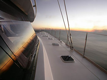 Catamaran Luna - Sunset.jpg