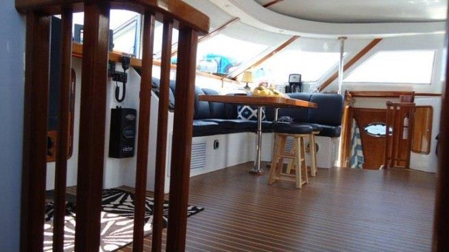 Catamaran MANZY -  Salon 2.jpg