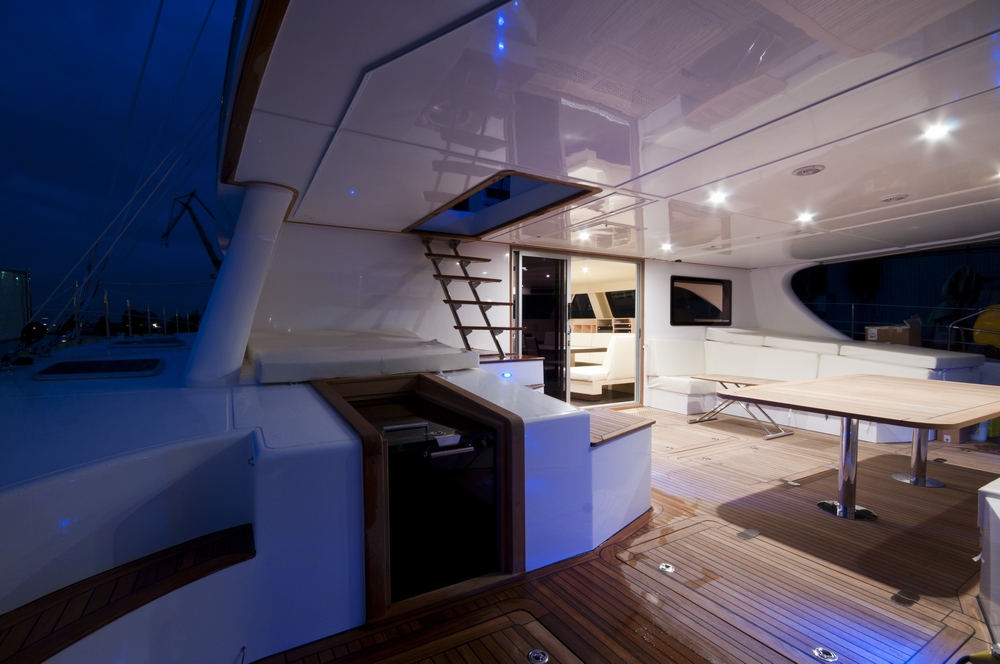 Catamaran MUSE -  Cockpit.jpg