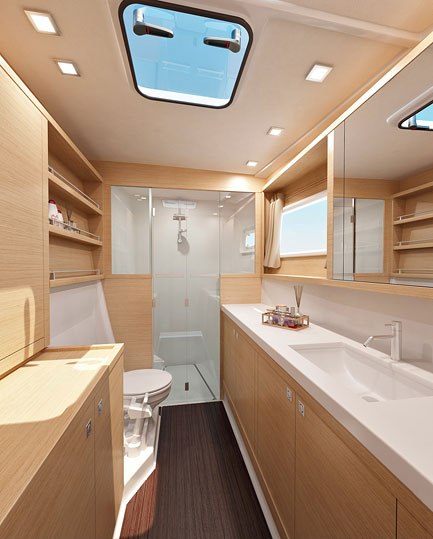 Catamaran OKEANOS - Ensuite.jpg