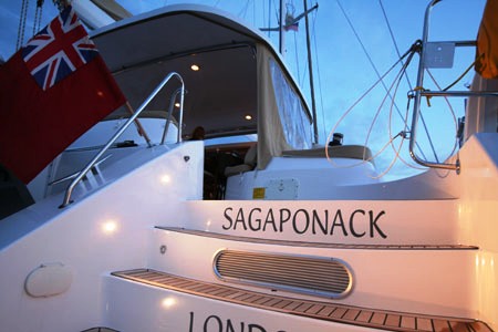 Catamaran SAGAPONACK -  Aft Steps.jpg