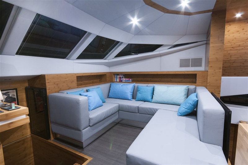 Catamaran SKYLARK -  Lounge.jpg