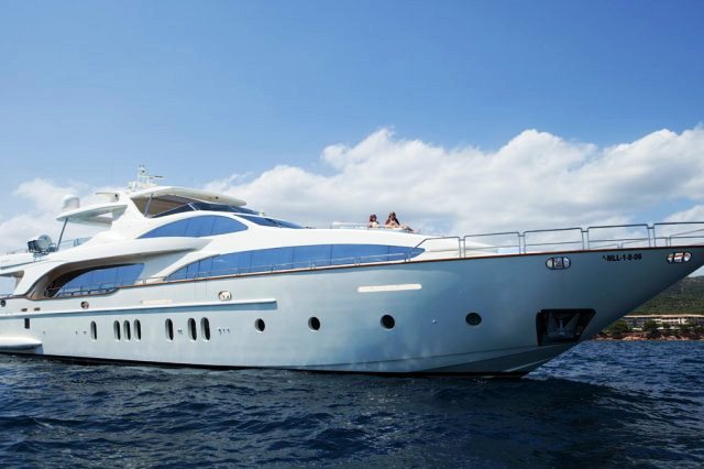 Charter yacht ITACA CLUB -  Profile.jpg