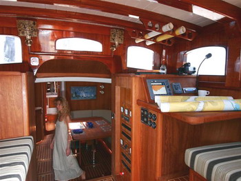 Classic Yacht ANITTA -  Pilothouse and lower Salon.jpg