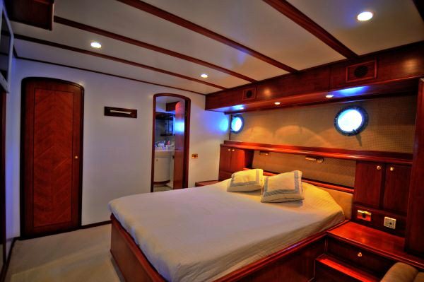 Classic Yacht El Bandido -  Double Cabin.jpeg