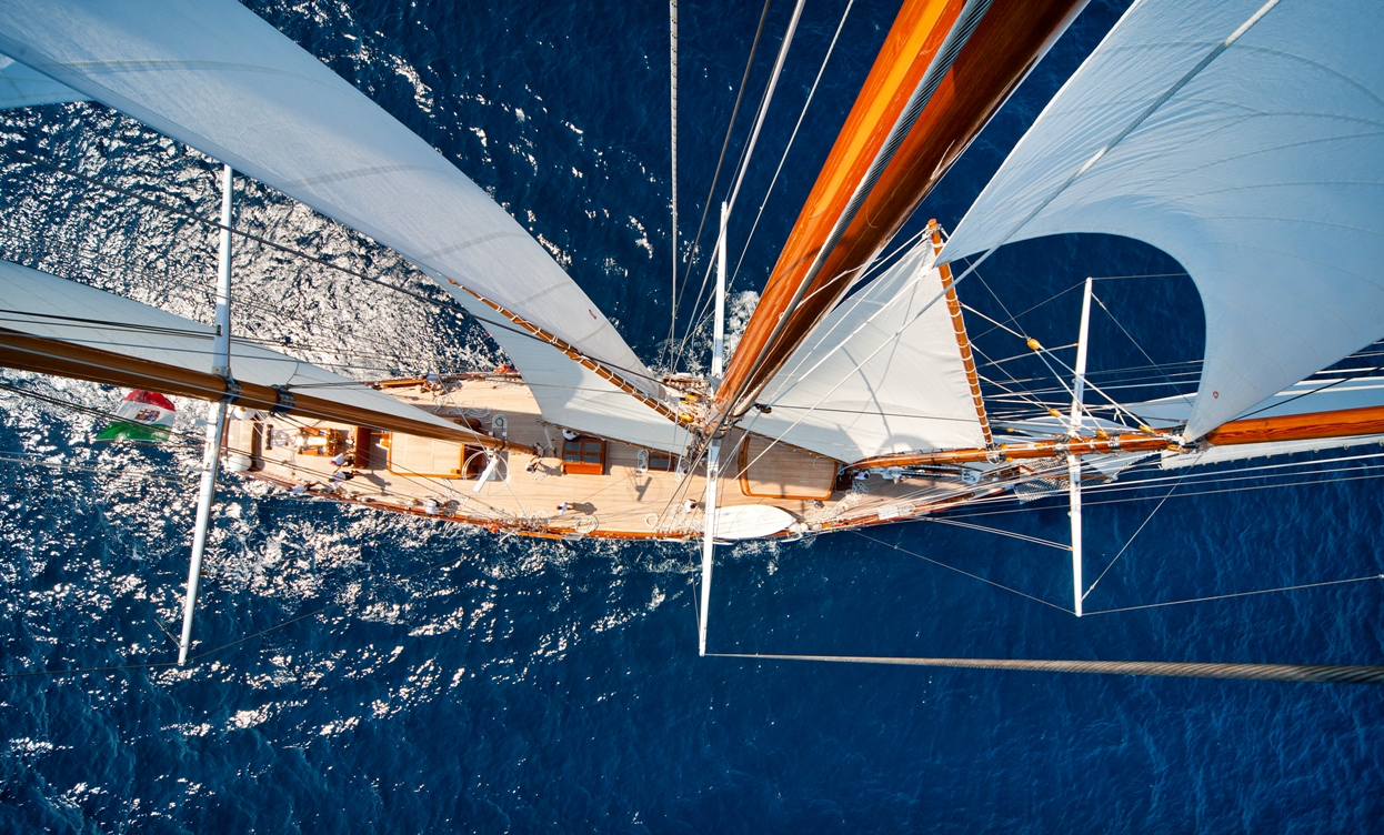 Classic sail yacht CROCE DEL SUD - From Above.jpg