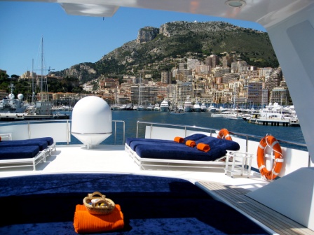 Costa Magna Sundeck 2.jpg