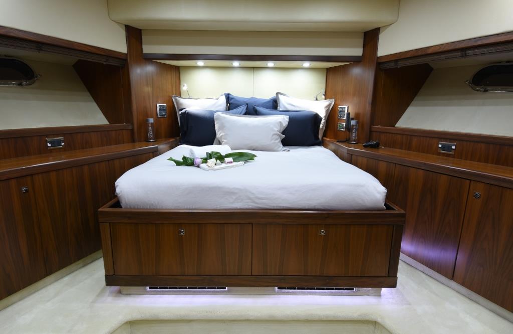 DOUBLE D - VIP cabin.jpg