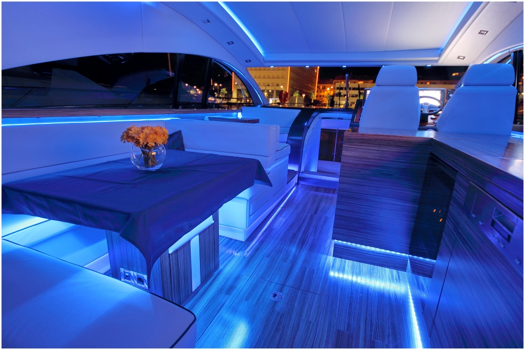 DUJE - Mood lighting.JPG