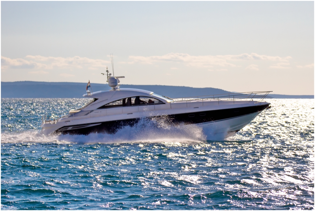 DUJE - Yacht.jpg