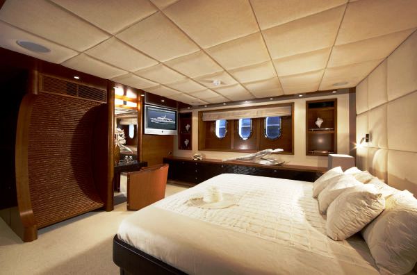 Darsea -  Master Cabin.jpg