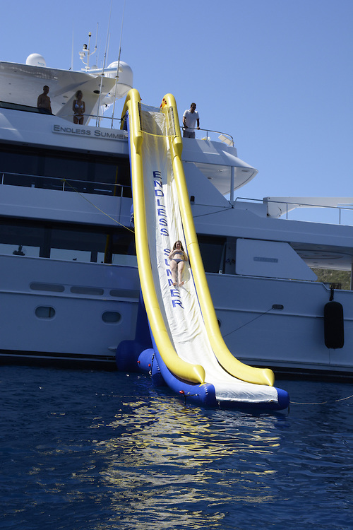 ENDLESS SUMMER Credit Stacy Bass Photography - Slide003.jpg