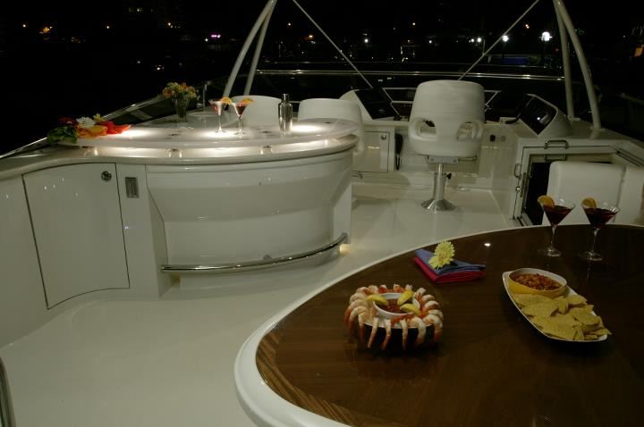 ESCAPE BY SEA -  Flybridge.jpg