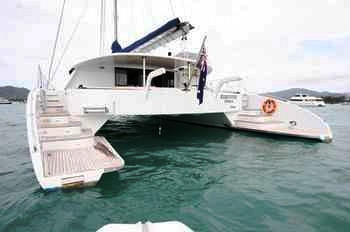EXECUTIVE 73 - Stern.jpg