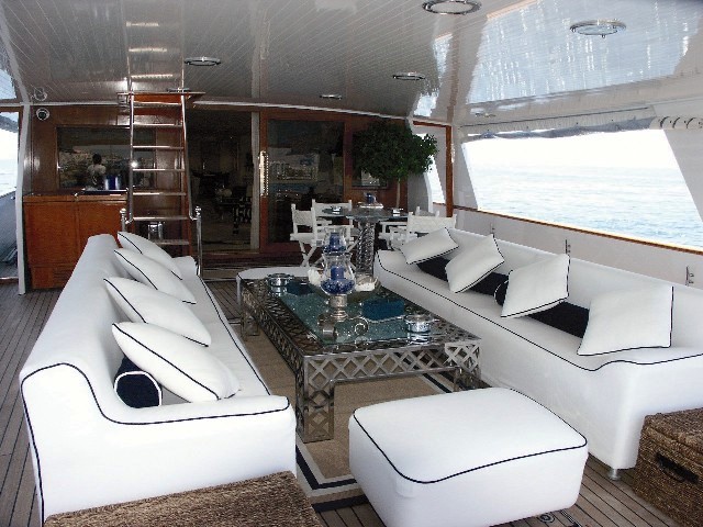 El Chris Aft Deck.jpg