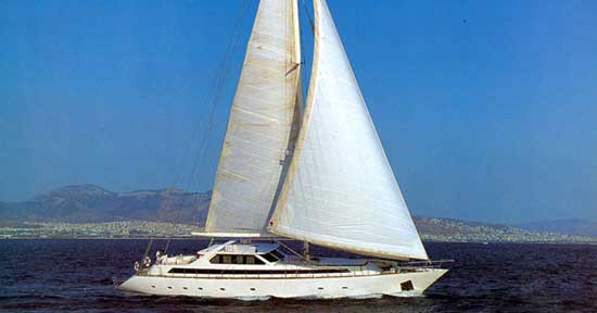 Elliana-sail.jpg