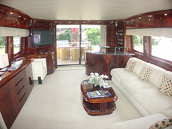 Enless - Main Salon.jpg