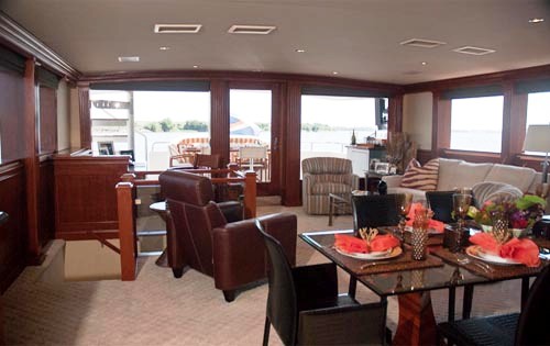 Essence -  Salon looking Aft.jpg