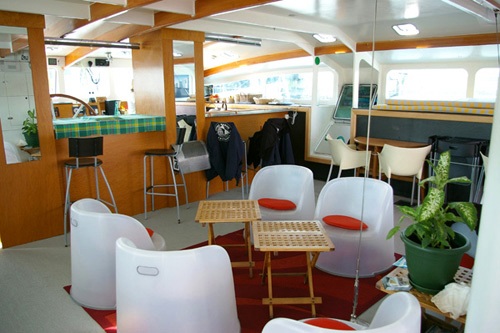 Etoile Magique Main Saloon.jpg