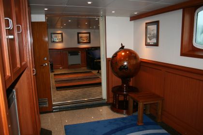 Expedition superyacht SARSEN - Lounge and Theatre .JPG