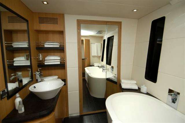 FAMILIA Bathroom.jpg