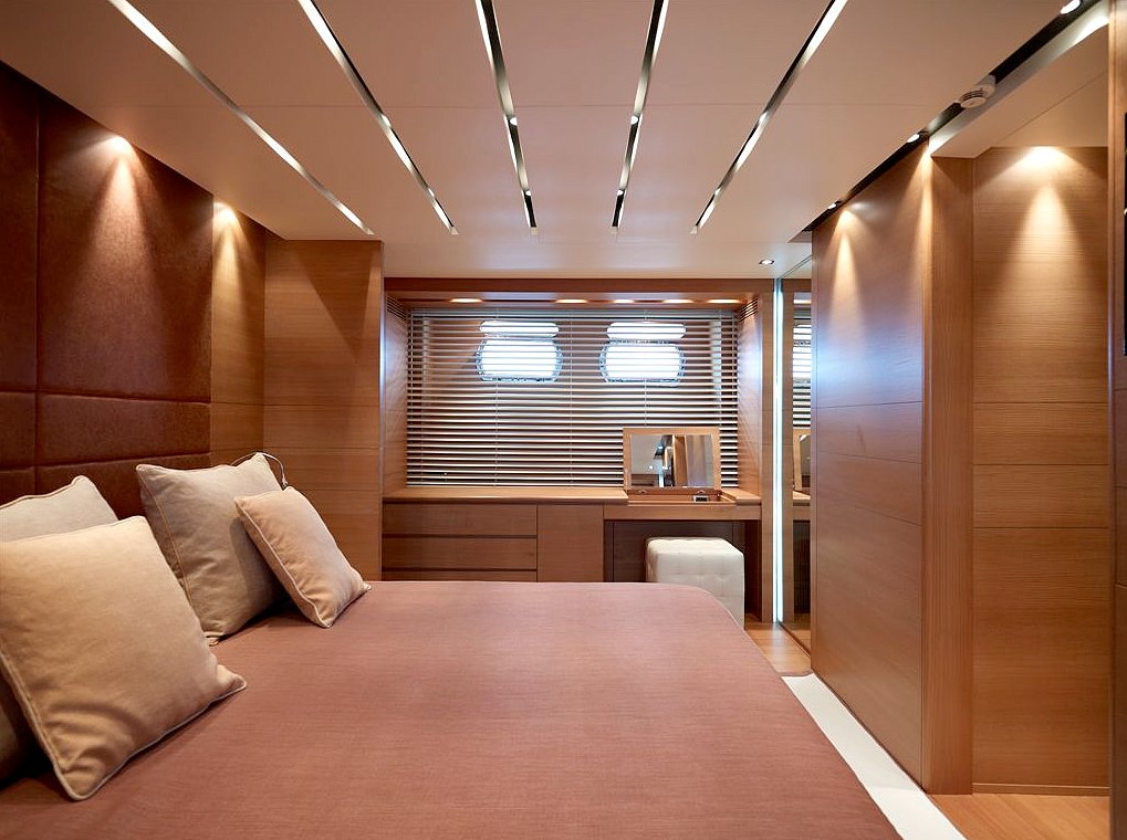 FELIGO VIP cabin.jpg